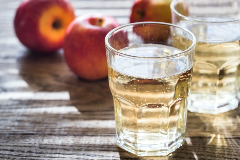 Low alcohol cider in a glass